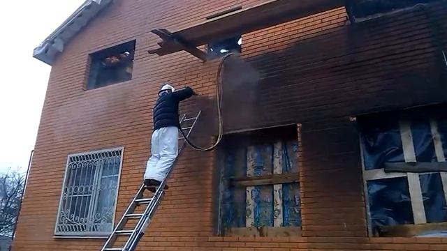 Как очистить фасад дома после пожара? смотреть онлайн