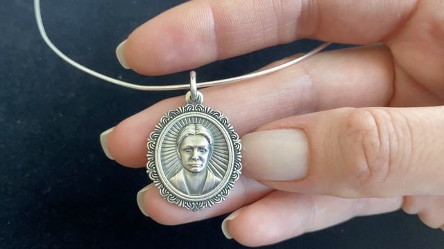 Отзыв о книге Силы и кулоне Мать Алены Полынь