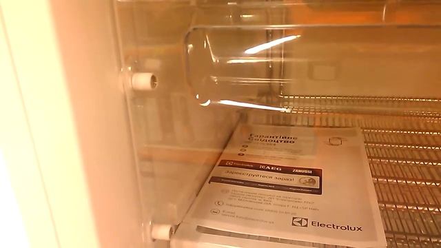 Морозильная камера ZANUSSI ZFU19400WA смотреть онлайн