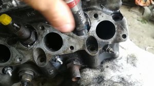 Mercedes восстановление резьбы крепления форкамеры 4-го цилиндра