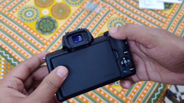 Canon Eos M50 Mark ii Unboxing and camera review. | Muafir Mamun смотреть онлайн