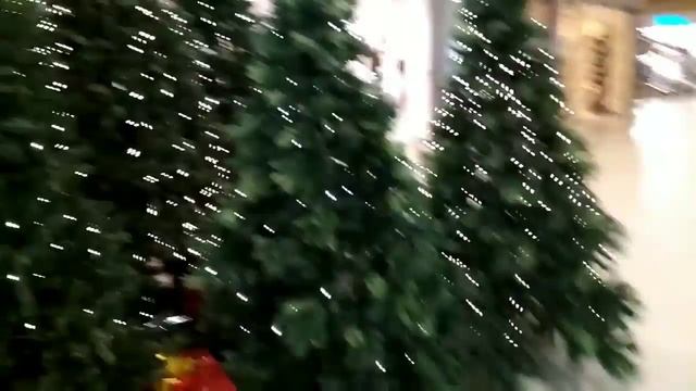 Приколы сити молла в Сургуте!!! смотреть онлайн