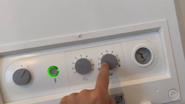 Bedienung einer Wolf Gastherme CGU 2K 18 смотреть онлайн