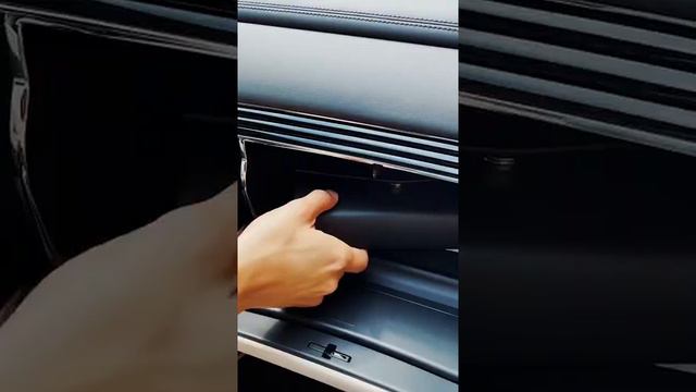 Details 2005 MAYBACH 57 S V12 смотреть онлайн