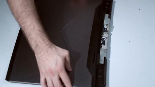 Alienware 17 R4 & Alienware 15 R3: Full Disassembly