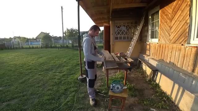 Покрасил стенку дома под навесом смотреть онлайн