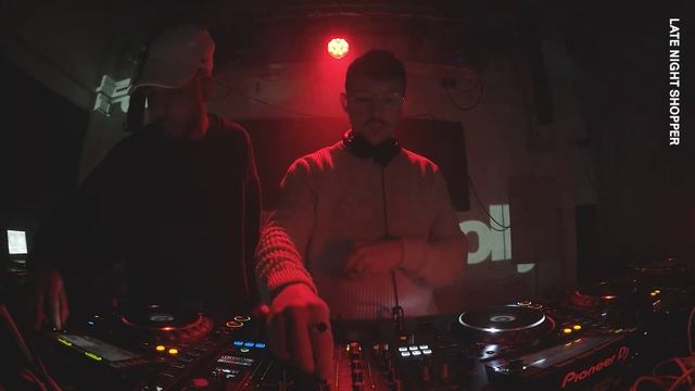 Benk0 b2b Sammy Sass / Folly / Venue Mot / 1st April 2022 смотреть онлайн