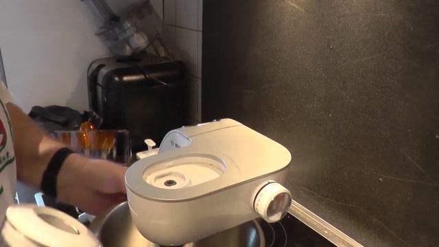 Robot kuchenny BOSCH MUM 54251/02 смотреть онлайн