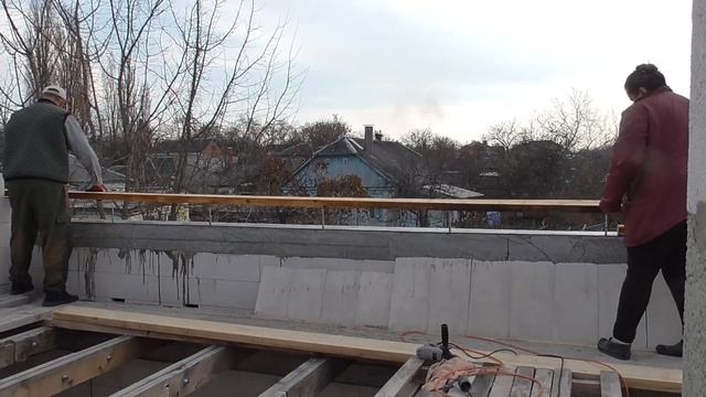 Установка мауэрлата своими силами | Мауэрлат из досок 150х50 на стене из газобетона смотреть онлайн