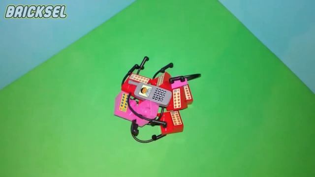 Куча телефонов. Кучи LEGO DUPLO. Телефон. смотреть онлайн