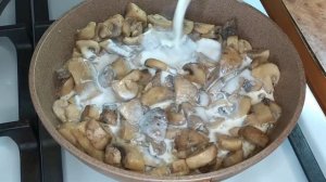 Шампиньоны в сливочном соусе. Вкусно очень!