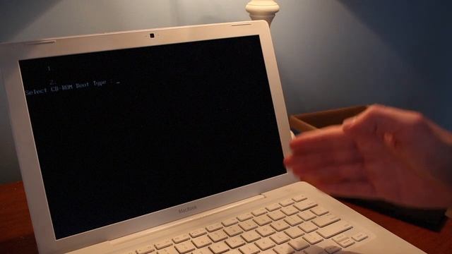 Tutorial: Installing Linux on an old Macbook смотреть онлайн