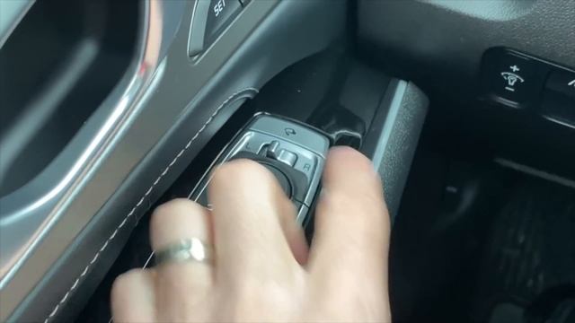 Kia's secret mirror function! - Kia Class смотреть онлайн