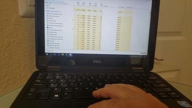 Fix Windows 10 Taskbar Icons NOT RESPONDING Working (Bottom Time Sound Search Start Menu WONT OPEN) смотреть онлайн