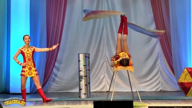Антипод Россияночка Аня Дудкина и Полина Реут (Каскад-Омск) смотреть онлайн