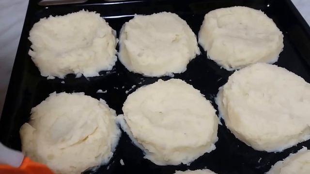 Грибной жульен в картофельных кокотницах || Очень вкусно! смотреть онлайн