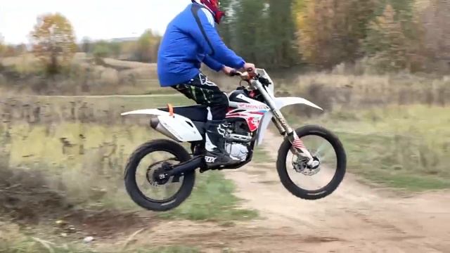 Kayo T2 + WP48 (front fork) смотреть онлайн