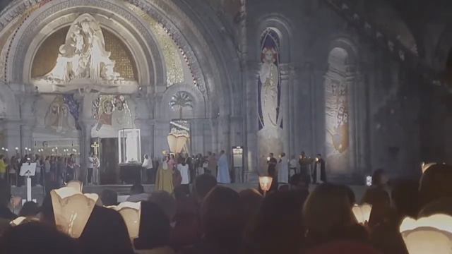 Lourdes Basilique Notre Dame du Rosaire смотреть онлайн