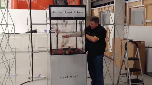 Lottery game/Exhibition Stand Attraction/Game Cube/Cyclone 2/Bob's Box смотреть онлайн