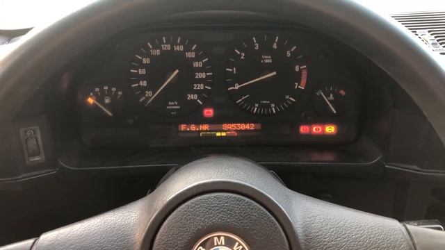 BMW e34 тест приборной панели смотреть онлайн