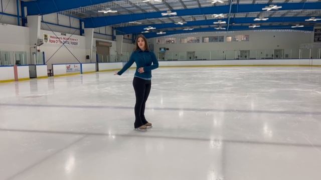 Correct Common Three-Turn Errors in Figure Skating смотреть онлайн