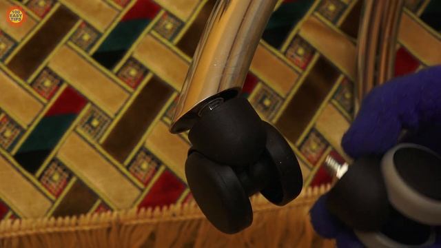 Как заменить ролик на офисном кресле. смотреть онлайн