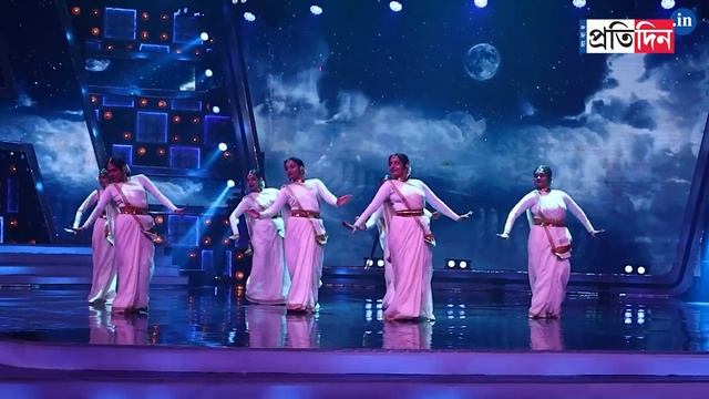 Dance Bangla Dance celebrates Mithun Chakraborty's birthday on the sets | Sangbad Pratidin смотреть онлайн