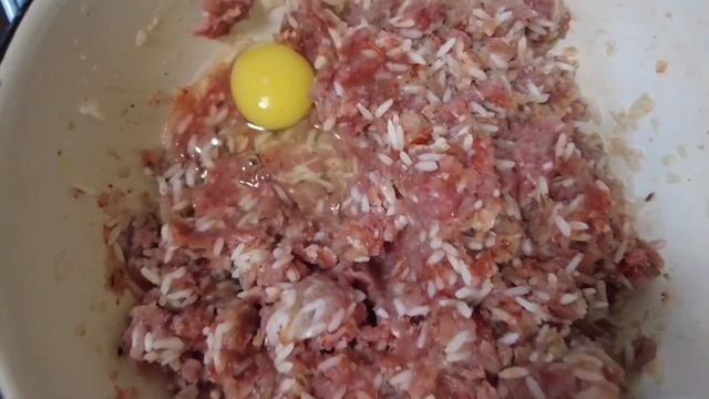 Ёжики -Котлеты в томатном соусе смотреть онлайн