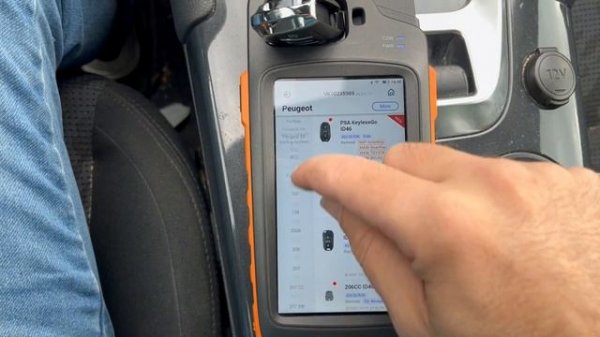 Peugeot 3008 key programming