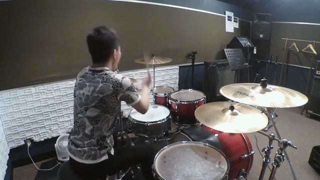 【UVERworld】Fight For Liberty - ドラム叩いてみた смотреть онлайн