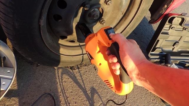 Гайковерт DeFort DCW-12