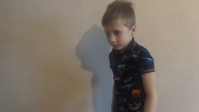 "мы вам честно сказать хотим" исполняет Глеб смотреть онлайн
