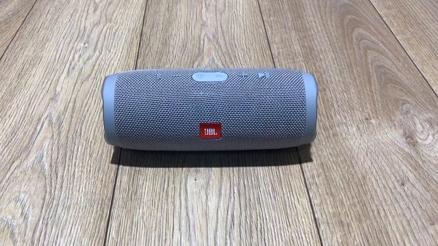 Jbl Charge 3 vs Pure Acoustics Biltmore - ROCK смотреть онлайн