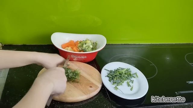 Vegetable Stewed Bone Soup | Delicious Food Every Day