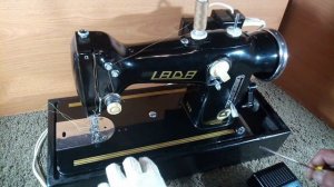 Швейная машина LADA 233 с редуктором.