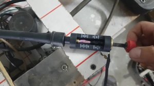 Пример работы тестера проверки катушки зажигания