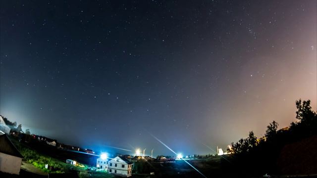 Слабое полярное сияние в Красноярске и Персеиды 2015.08.16 смотреть онлайн