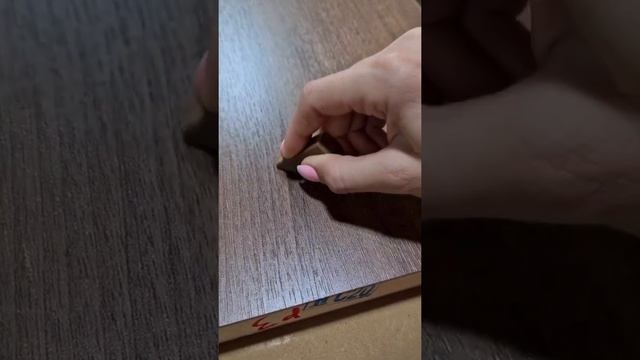 Как устранить царапины с межкомнатных дверей с помощью воскового карандаша смотреть онлайн