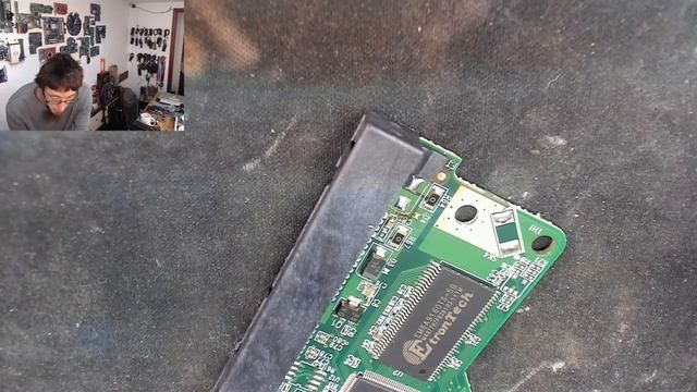 Lucky save, HDD with shorted SATA connector - LFC#223 смотреть онлайн