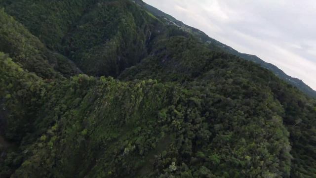 Vuelo por Cañón de San Cristobal. Parte 1 Naranjito. Drone Explorer PR. DJI FPV 4K смотреть онлайн