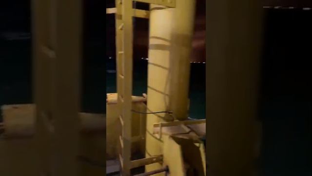 Oil platform in South America смотреть онлайн