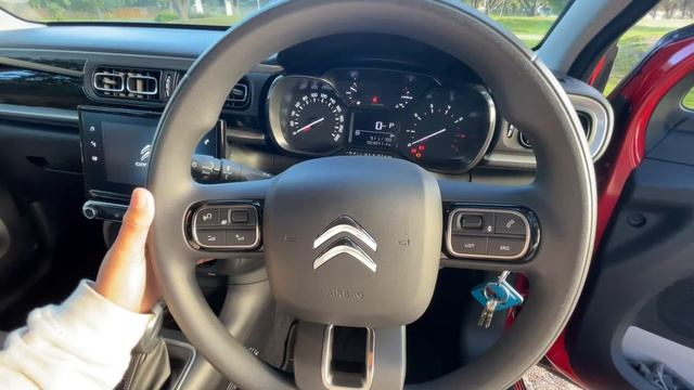 Citroen C3 Shine 1.2 PureTech Turbo 81kW - Stylish Hatchback | South African Tech Youtuber смотреть онлайн