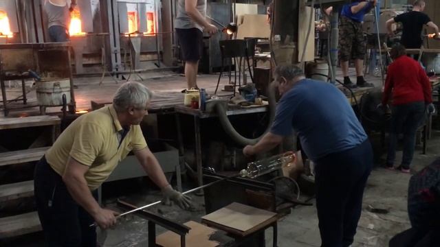 ЭКСКУРСИЯ НА СТЕКОЛЬНЫЙ ЗАВОД смотреть онлайн