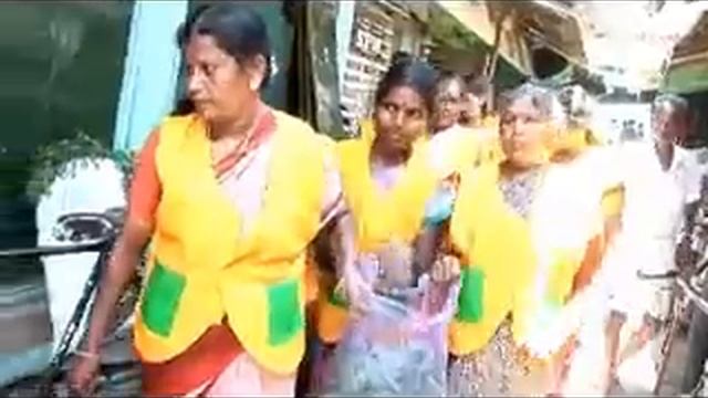 Saving the Planet: Living the change смотреть онлайн