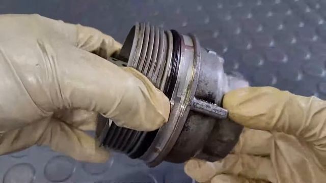 2016 Toyota Highlander Oil Change & Reset смотреть онлайн