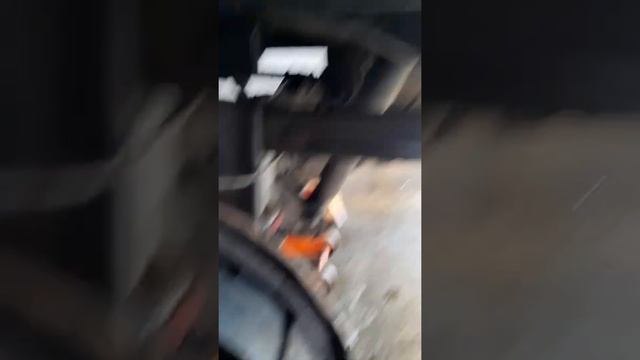 changing wheel cylinders on an 01 dodge ram Part 4. смотреть онлайн