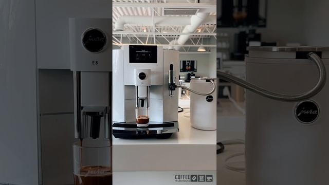 Making perfect Espresso with a Jura E8 Coffee Machine смотреть онлайн