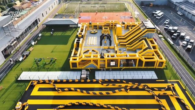 Установили Большой Коммерческий надувной батут 1 000 м2 на крыше. Картинг, Детская площадка обзор смотреть онлайн