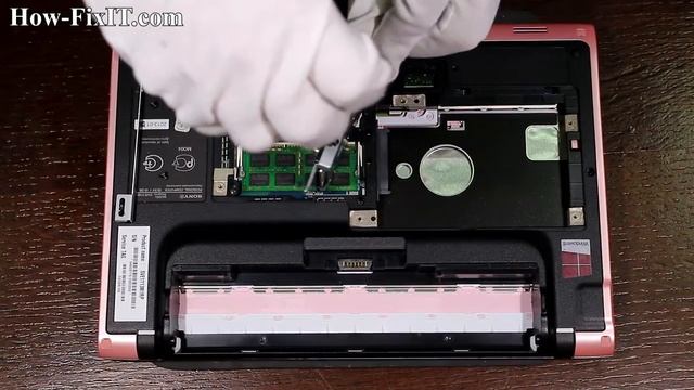 How to install SSD in Sony VAIO SVE111B11V | Hard Drive replacement смотреть онлайн
