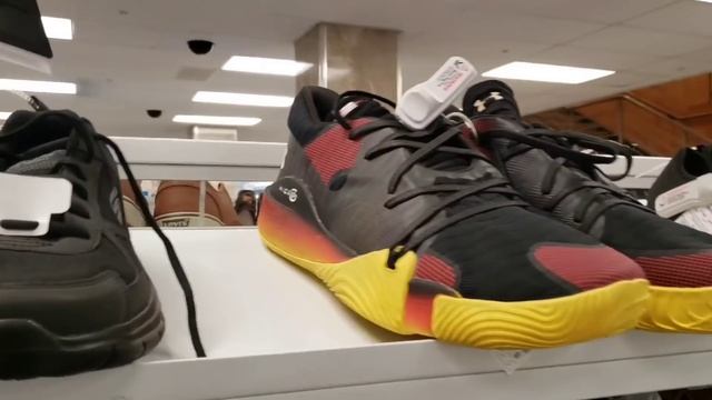 LEBRON 16 'SUPERBRON' MORE CURRY'S + NIKE APPAREL AT ROSS | UA CURRY 6 WORTH $100+ смотреть онлайн